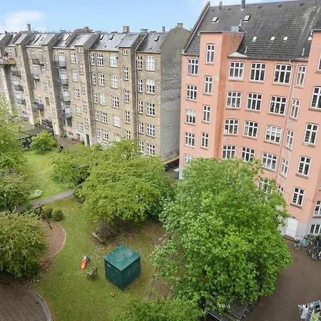 Apartment Bright Near Airport And Copenhagen